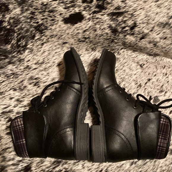 NWT White Mountain booties - Picture 6 of 9